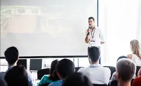 Plática o conferencia 